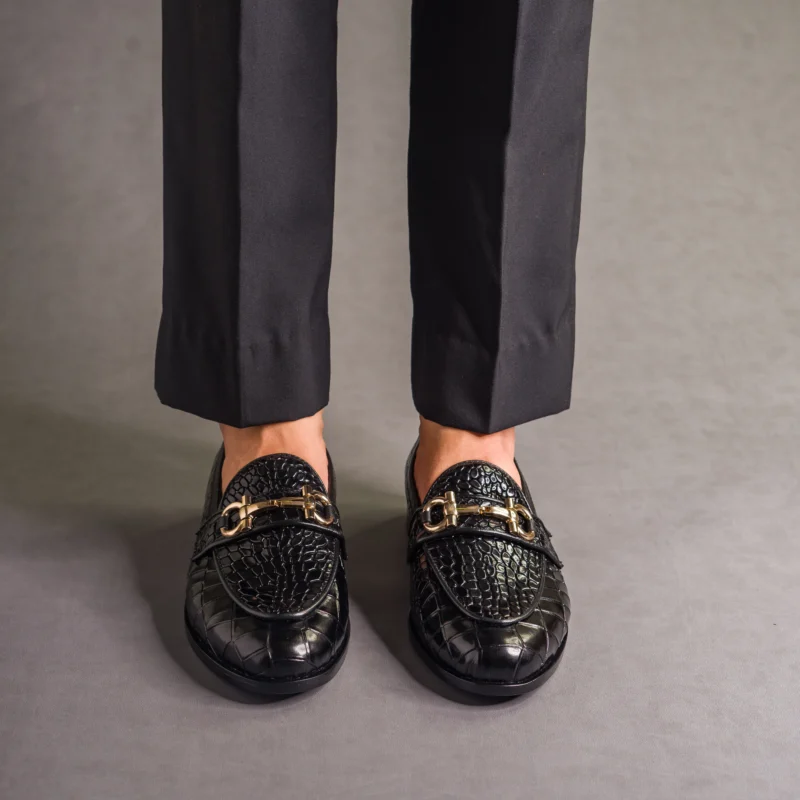 Black crocodile leather rounded toe wedding shoes for men